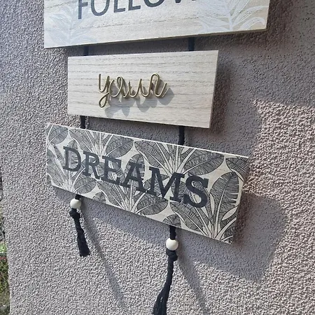 Mood Vibes アパート ヴァルナ