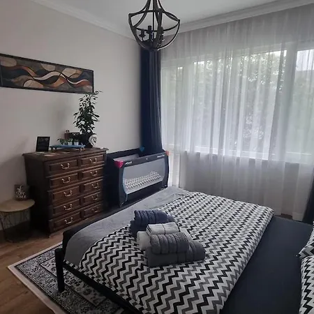 Apartment студио за двама с паркинг-център,морска градина,плаж - Mood Vibes *