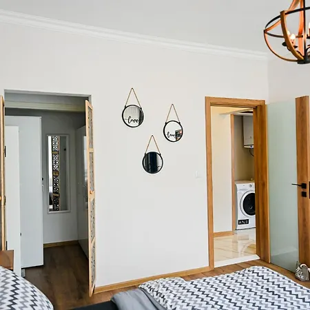 Apartament за двама с паркинг-център,морска градина,плаж - Mood Vibes *